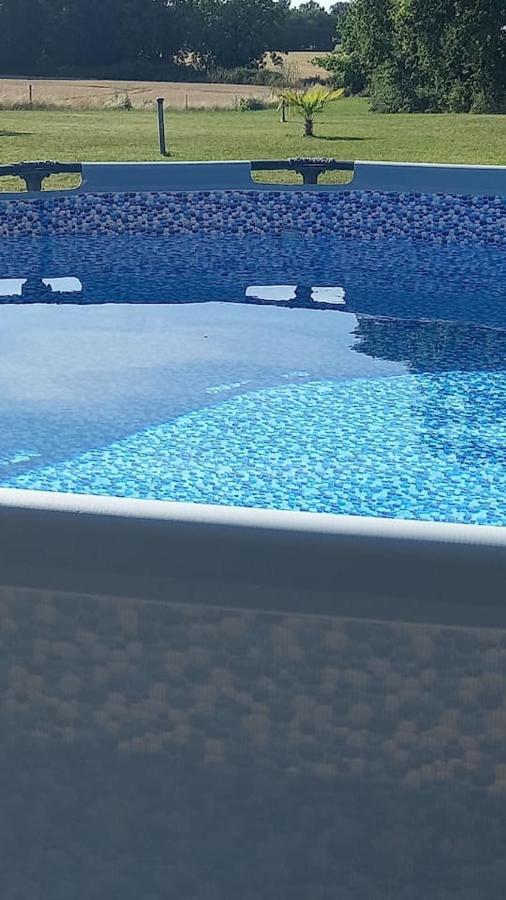 Le Papillon Villa Savigne Bagian luar foto